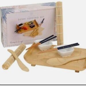 NWT Entertain In Style Sushi Serving Kit 11 pieces in total
